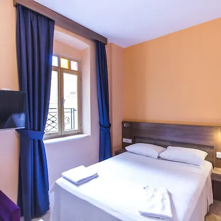 Hotel The Bite 2*